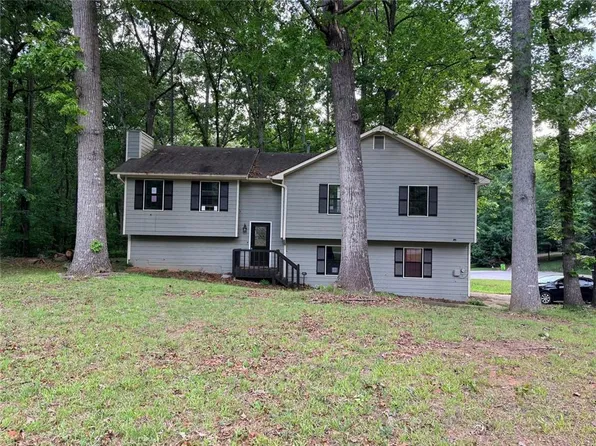 15 Bakers Dr, Douglasville, GA 30134