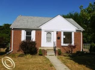 6605 Merriman Rd, Garden City, MI 48135