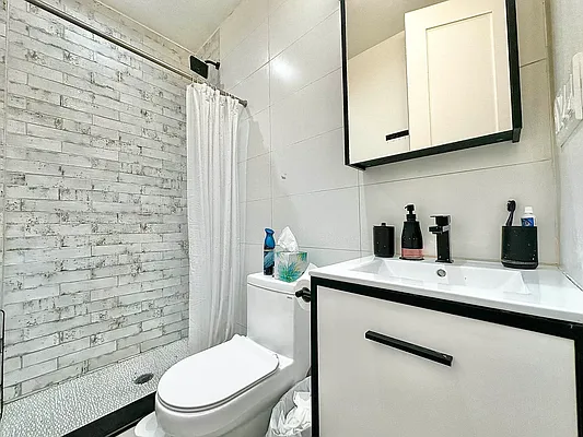 Rented by Doorway NYC, LLC | media 14