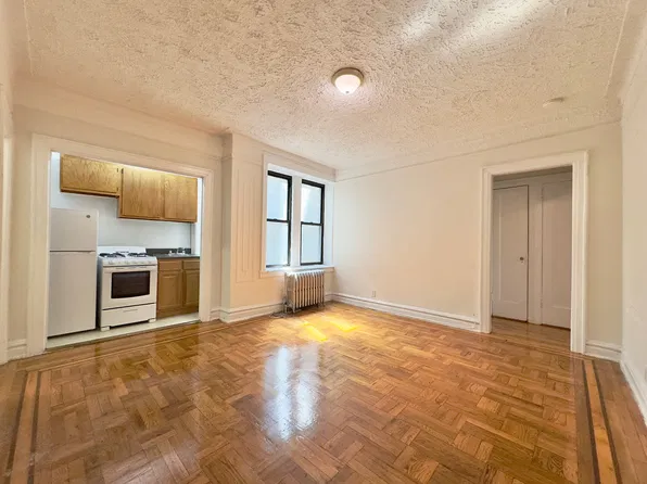 26-80 30th Street #1H, photo 2