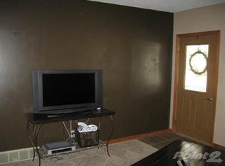 512 S Minnesota St, Mitchell, SD 57301