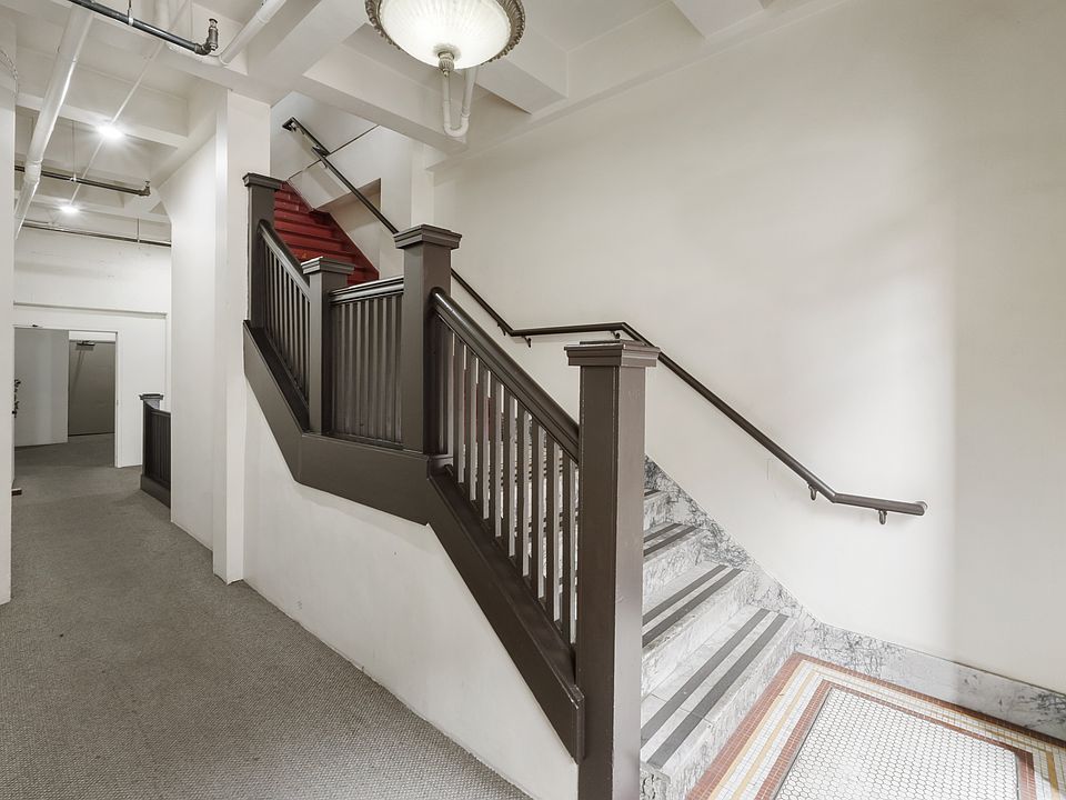 Beautiful, vintage layout and wide hallways