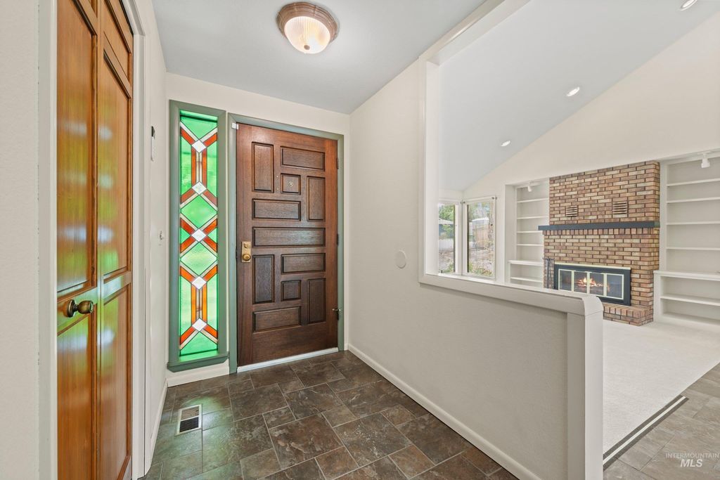 2333 E Table Rock Rd, Boise, ID - More