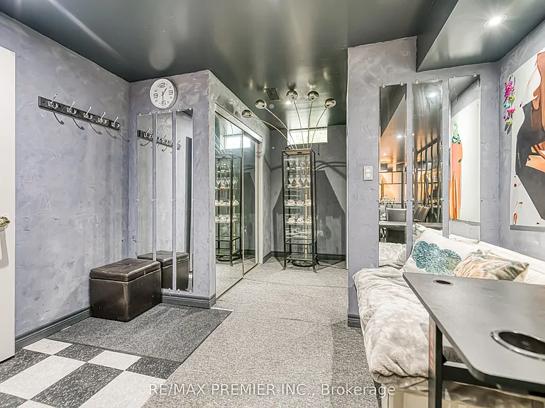 1 Johnswood Cres #BASEMENT — Photo 8