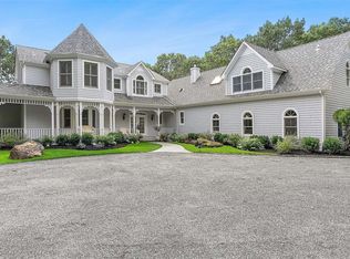 401 Route 114, East Hampton, NY 11937