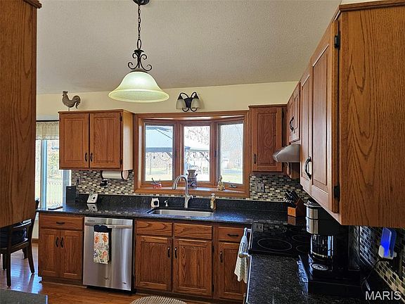 4th image of 12051 Vista Dr
