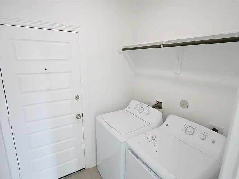 5719 Tabula Rasa Dr — Photo 23