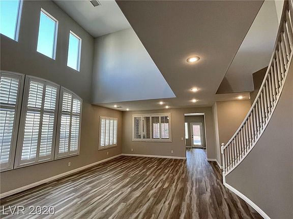 3rd image of 4631 Ondoro Ave