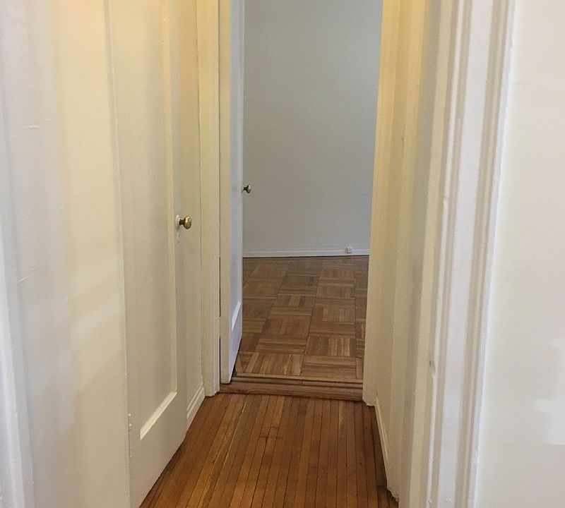 1st image of 520 W 218th St APT 1F