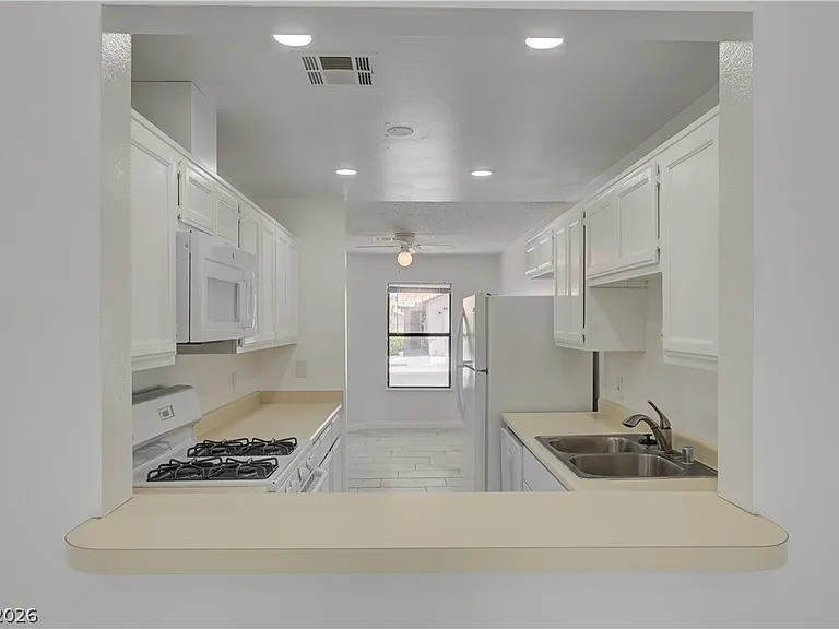 313 Crosswind Way — Photo 16