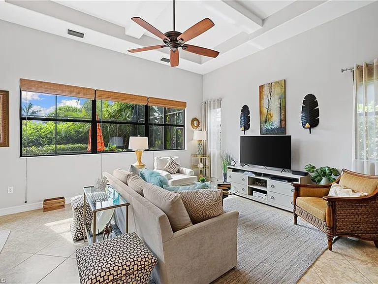 6513 Caldecott Dr — Photo 18