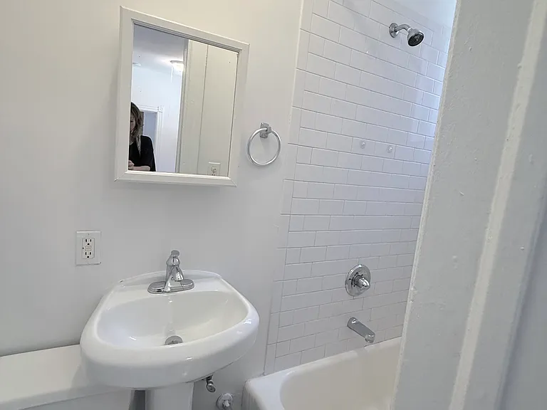 88 W 3rd St #2B — Photo 8