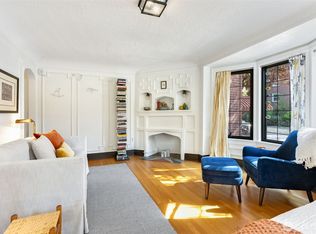 1101 17th Ave APT 201, Seattle, WA 98122