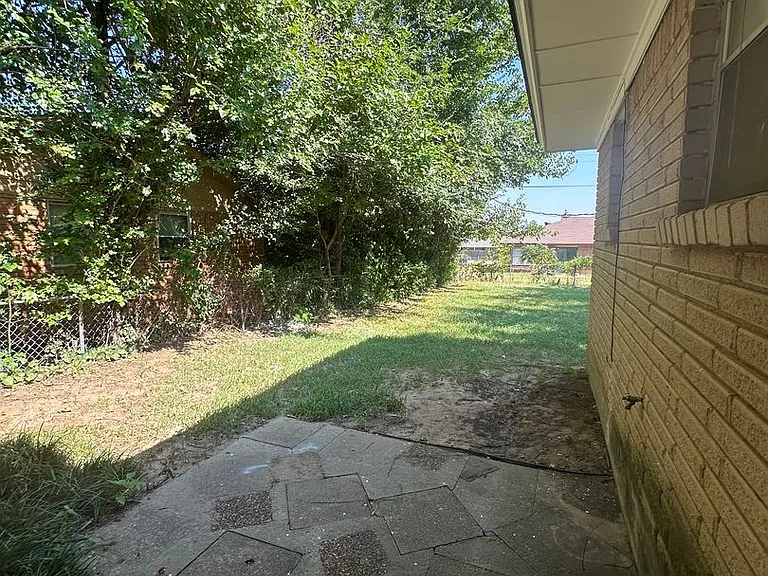 321 W Michael Dr — Photo 19