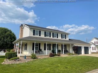 3 Castle Dr, Barboursville, WV 25504