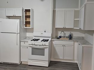 12 Evaleen St #1R, Central Falls, RI 02863