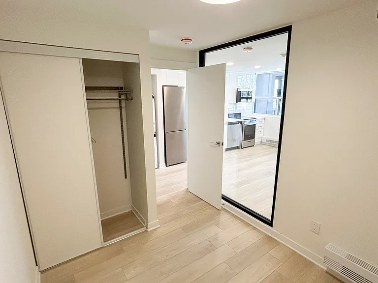 920 Inverhouse Dr — Photo 8