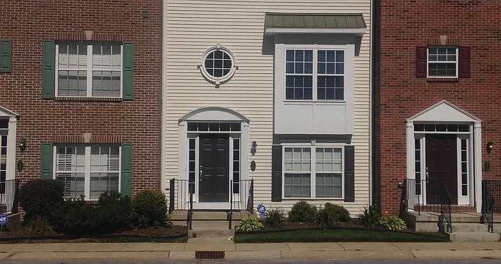 117 Clancey St — Photo 29