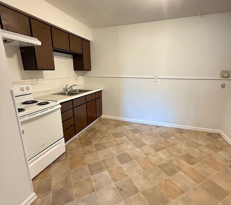 1st image of 605 S 7th Ave #2