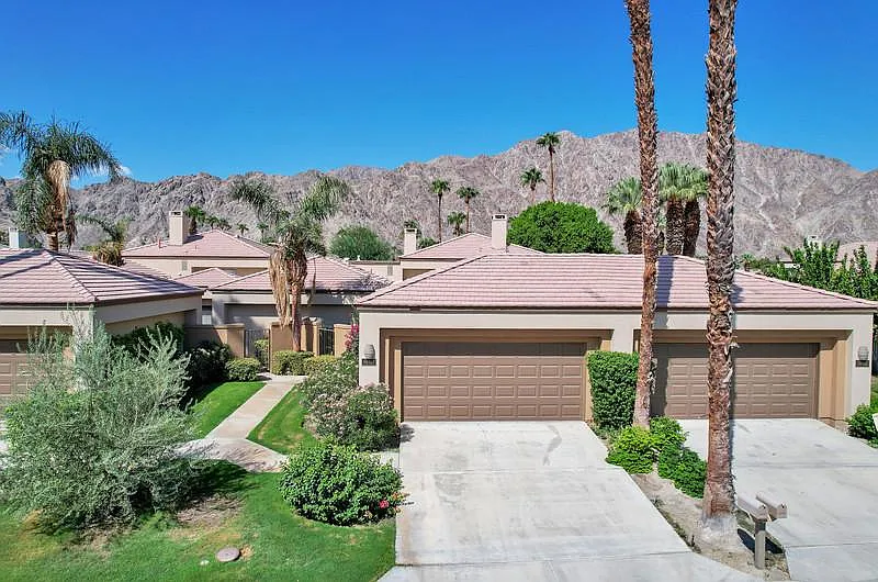 2 bed, 1330 sqft, $6,000 — Photo 3