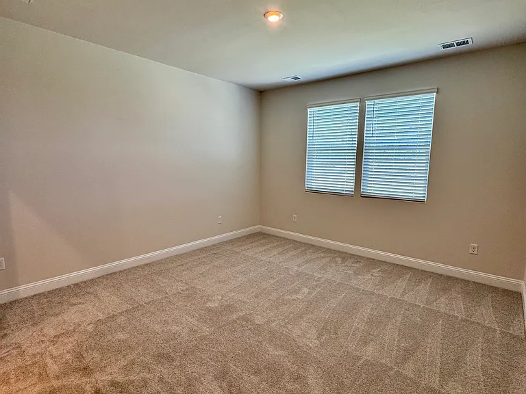 7449 Linda Vista Ln — Photo 17