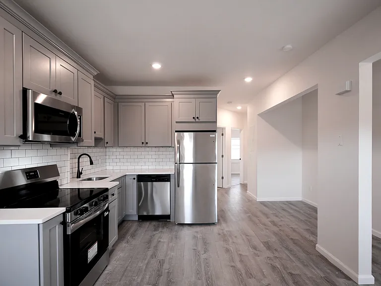 79 Chambers St #3 — Photo 11