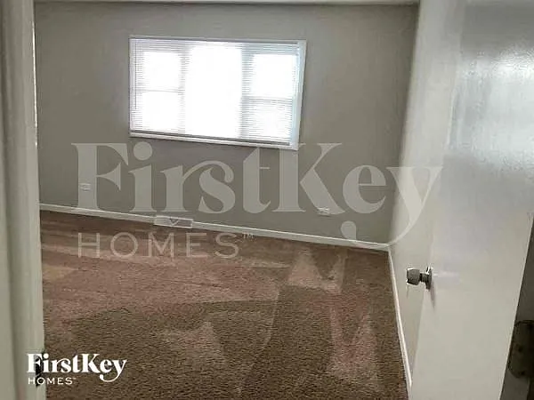 17808 State Line Ave — Photo 6