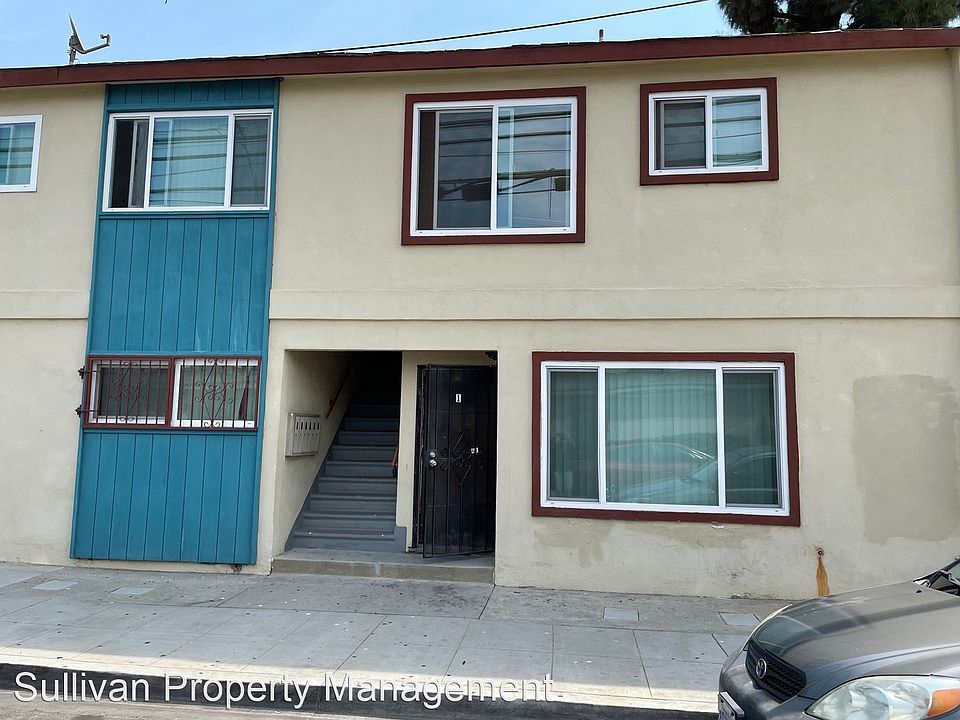 1st image of 401 E 55th St APT 1