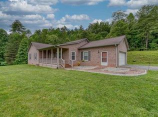 200 Gold Leaf Ln, Murphy, NC 28906