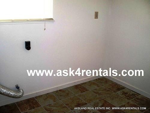 5th image of 1418 E Woodward Ave