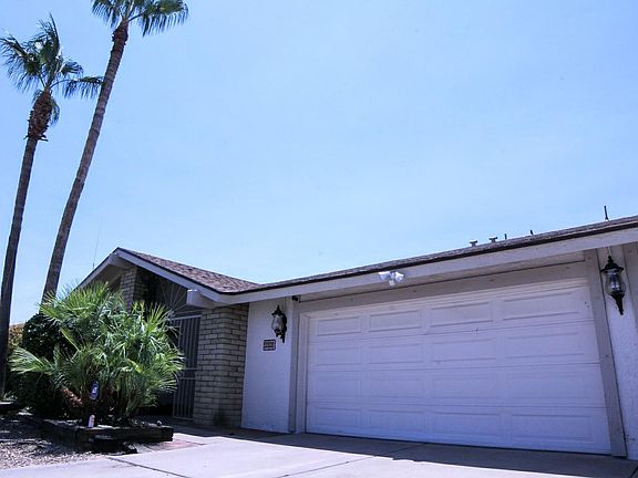 3rd image of 5141 W Dahlia Dr