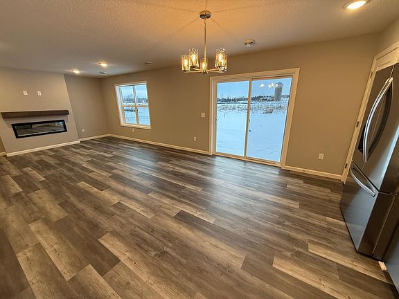 5th image of 2839 Iverson Ave NE