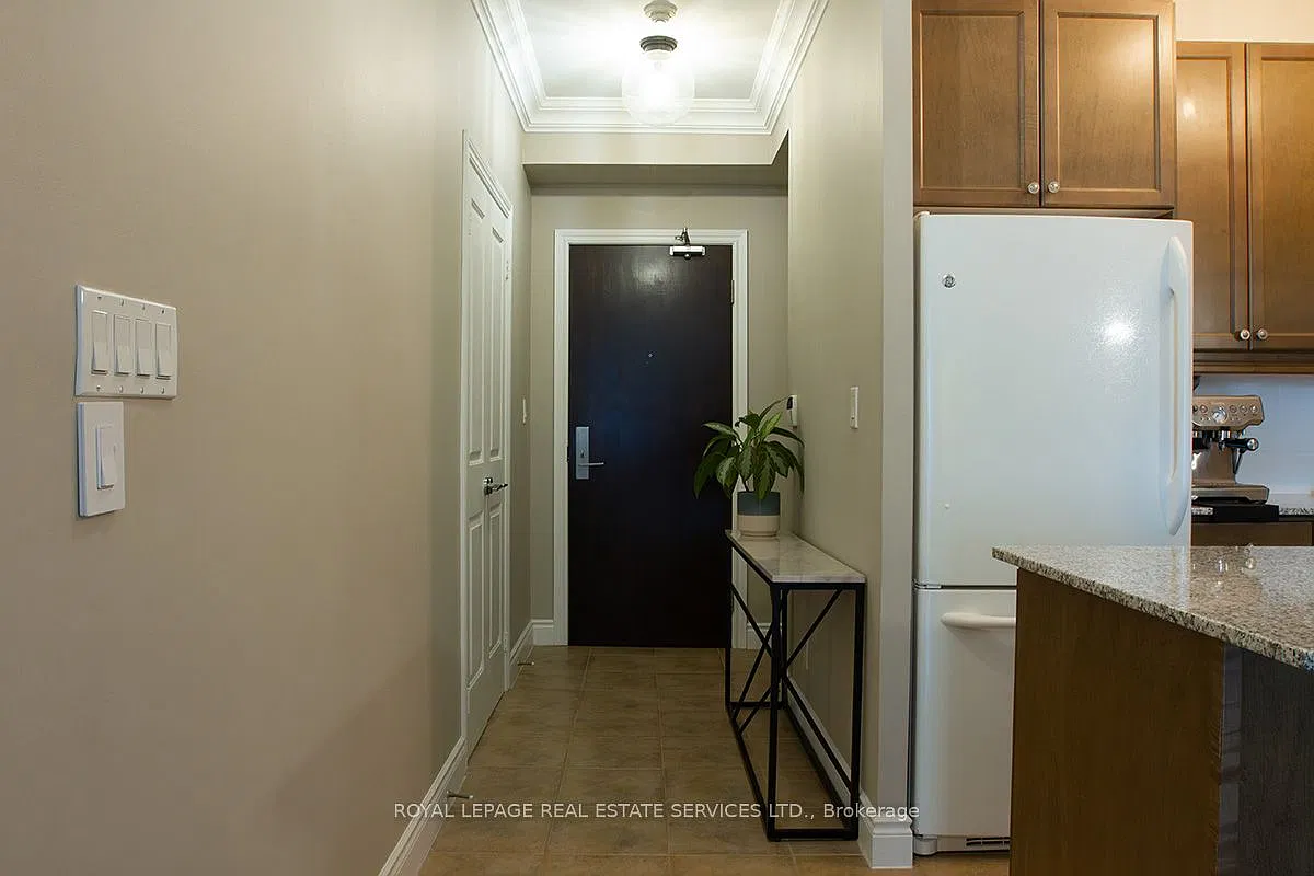 2 bed, $2,750 — Photo 4