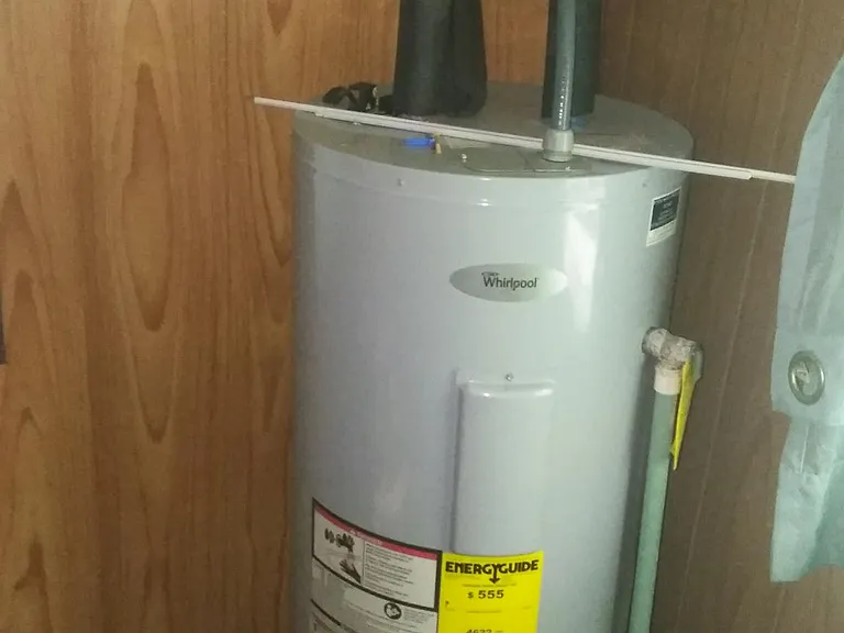 Hot water heater