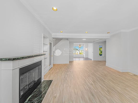5th image of 2254 Leavenworth St