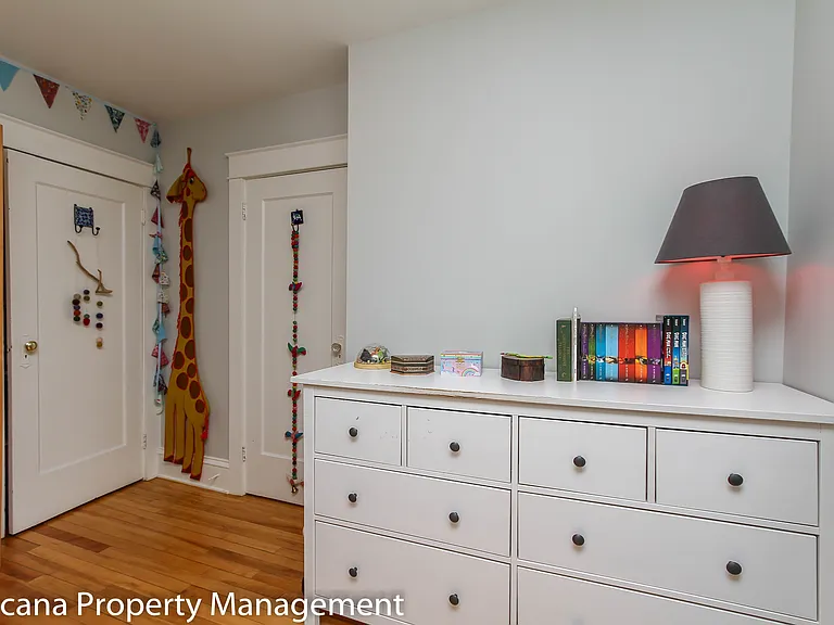 165 Irving Ave — Photo 27