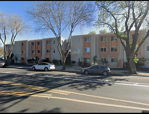 808 F St Photo 1