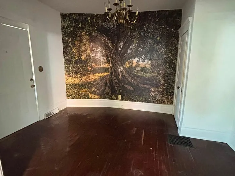 238 E Leasure Ave — Photo 6