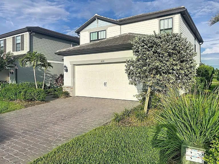 6211 Baywood Ct — Photo 7