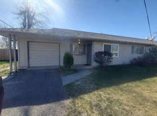 813 Lindberg Ln, Moses Lake, WA 98837