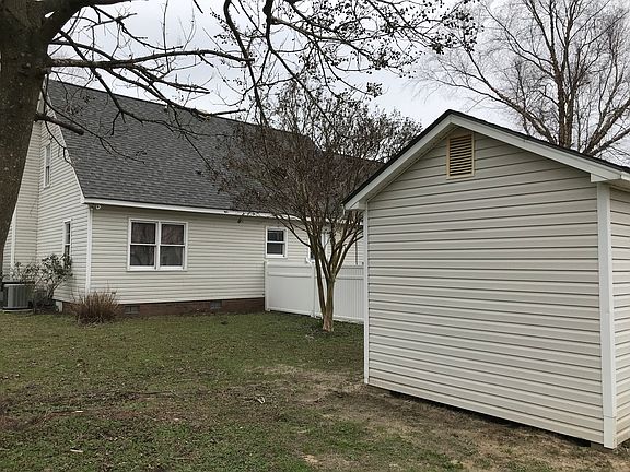 4th image of 721 Bayberry Ct
