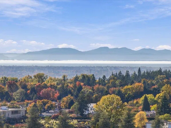 6759 Willingdon Ave #1401, Burnaby, BC V5H 3Y9