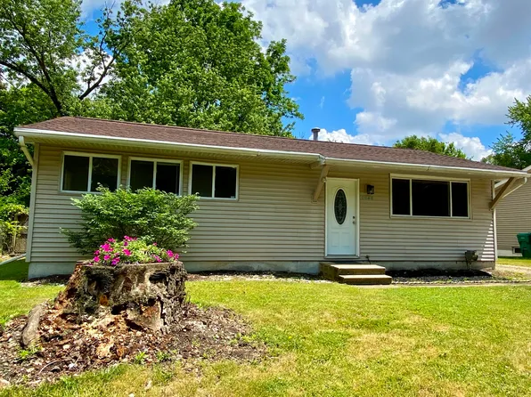5545 S Sprinkle Rd, Portage, MI 49002