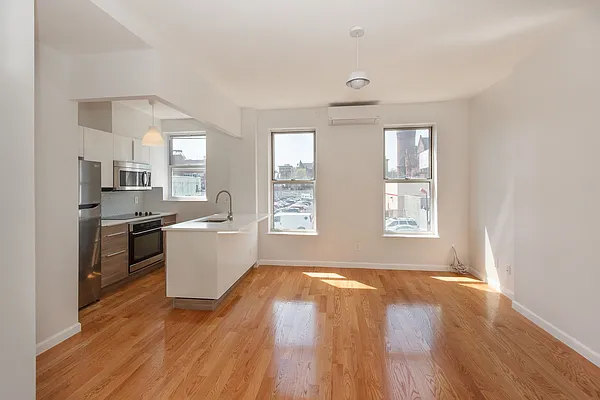 Rented by Owner | media 12