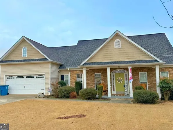 124 Mallory Ct SW, Adairsville, GA 30103