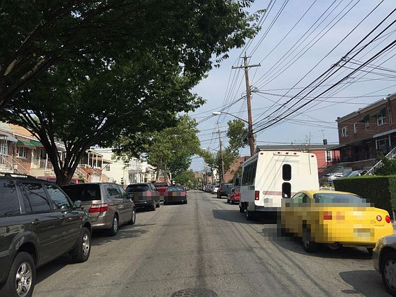 4th image of 914 E 227th St