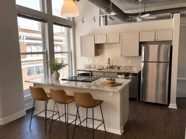 Crossoads Lofts