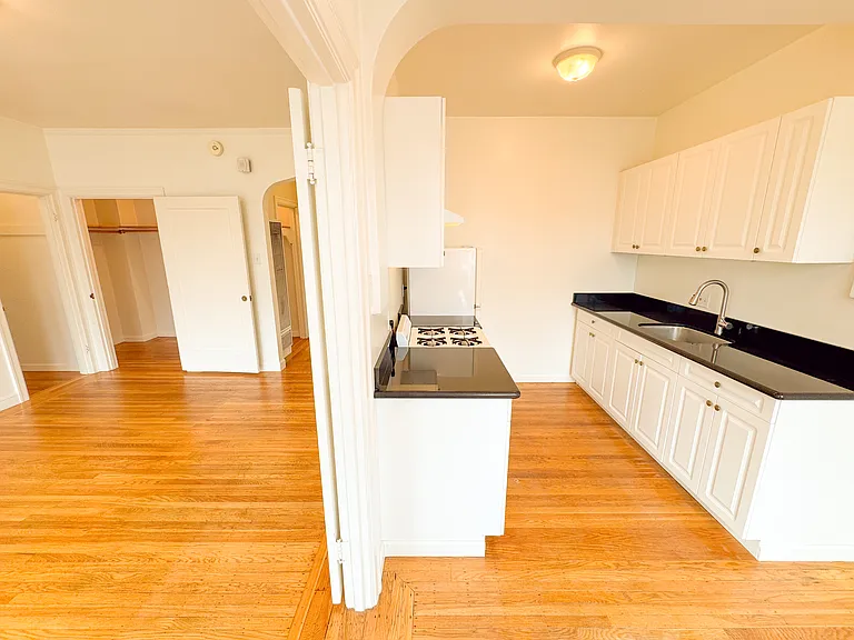 2495A Sutter St #2 — Photo 7