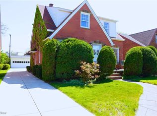 2217 Brookview Blvd, Parma, OH 44134