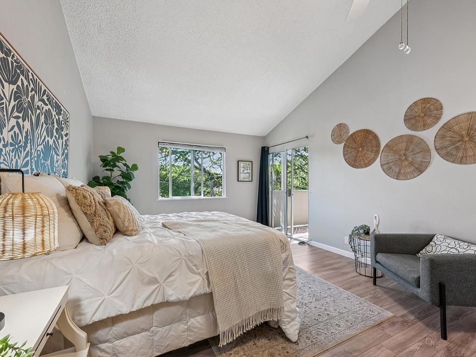 1st image of 1453 Neotomas Avenue #304